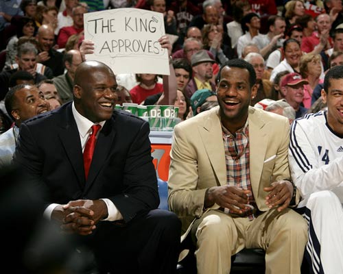 欧文连续突破得分，全队士气高涨